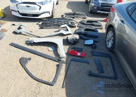 2024 Chevrolet Silverado 1500 2Wd Short Bed Custom из США, поврежденный, VIN 3GCPABEK7RG280560